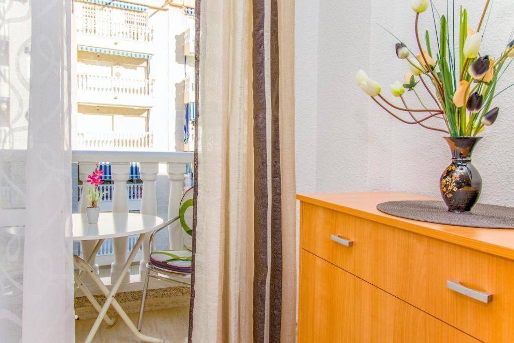 Apartamento Velansis Torrevieja Exterior photo